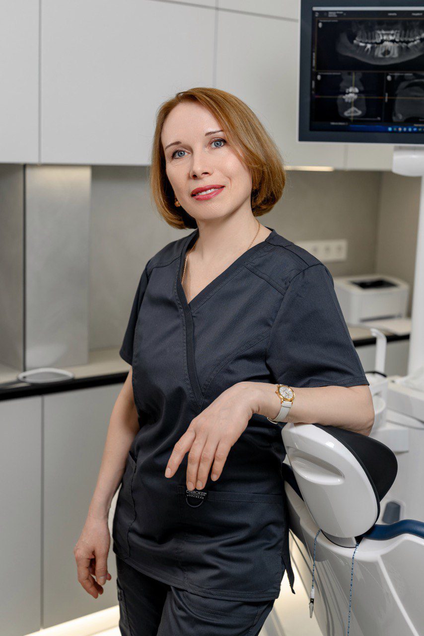 Лікар-стоматолог вищої кваліфікаційної категорії - Перуніна Ольга Володимирівна